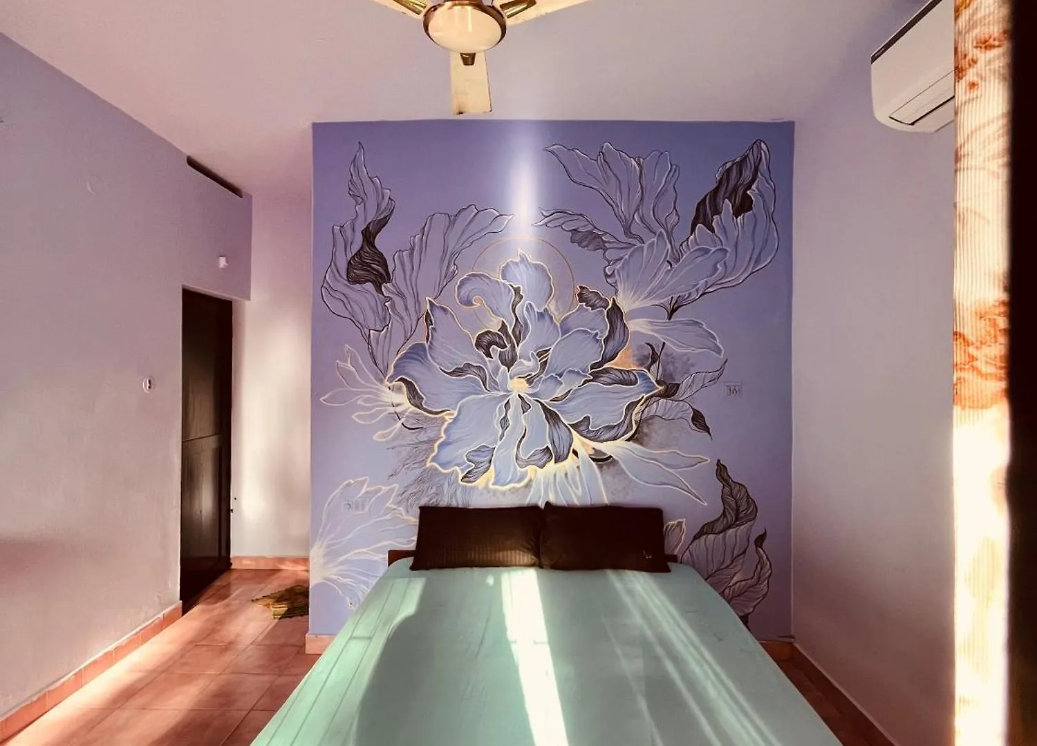 Santa Maria Hostel קובאלאם