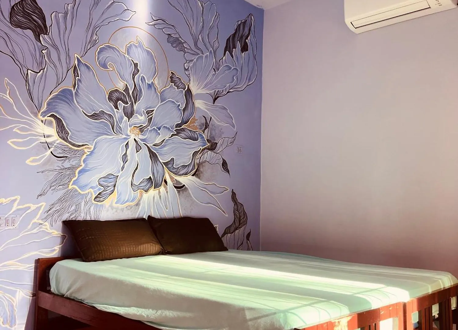 Santa Maria Hostel קובאלאם